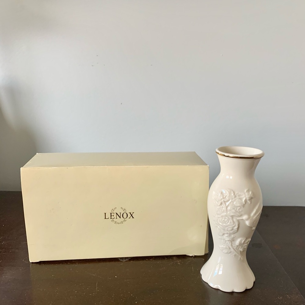 NWOT Lenox Hummingbird Floral Mini Vase